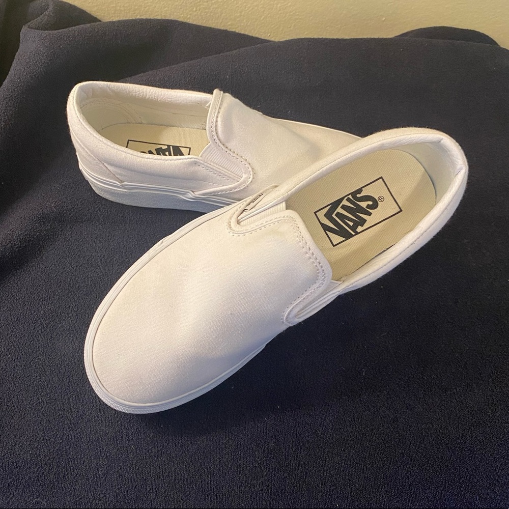 SLIP ON VANS LIKE NEW